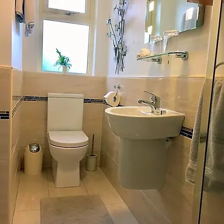 Laburnum 4* Кенмар